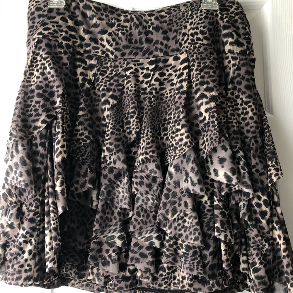 Rufffled skirt